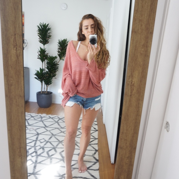 Oversized Lite Weight Sweater - Picture 1 of 3